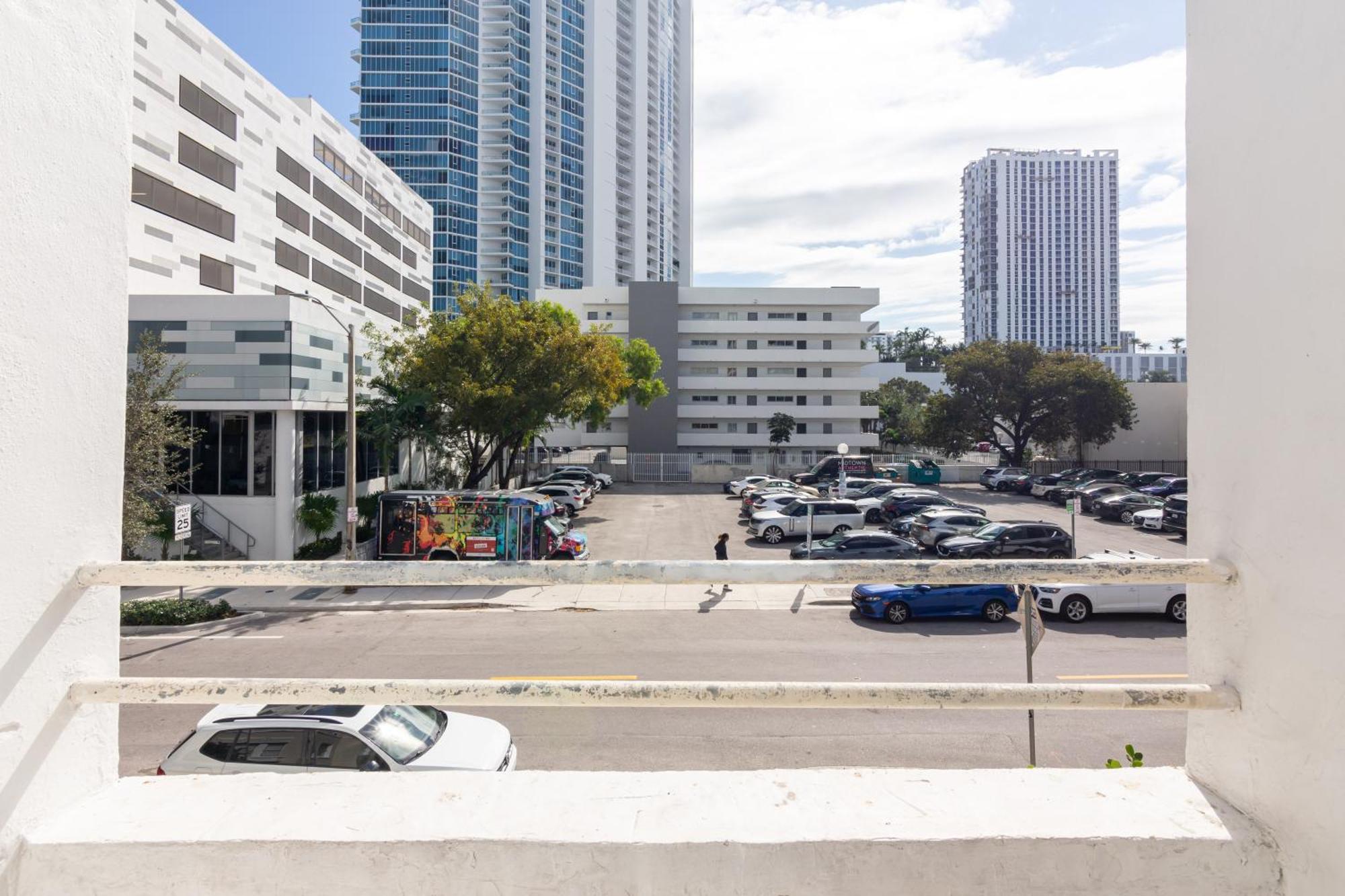 2-bdrm -heart Wynwood & Edgewater- Private Parking