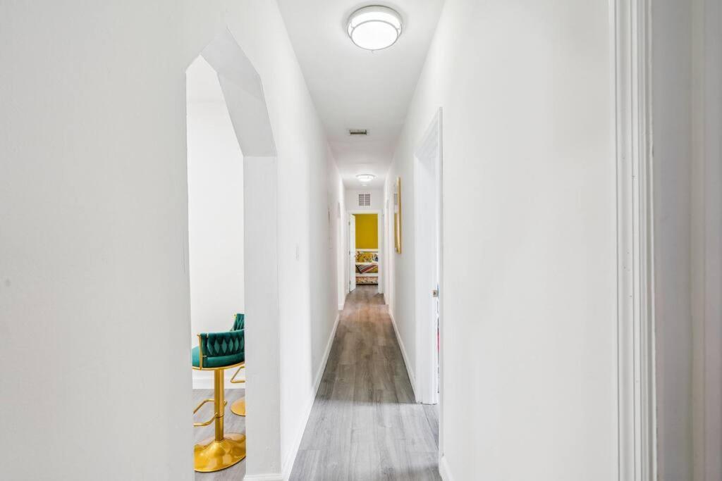 New! Havana Nights ! Walk To Calle Ocho! Apartment *