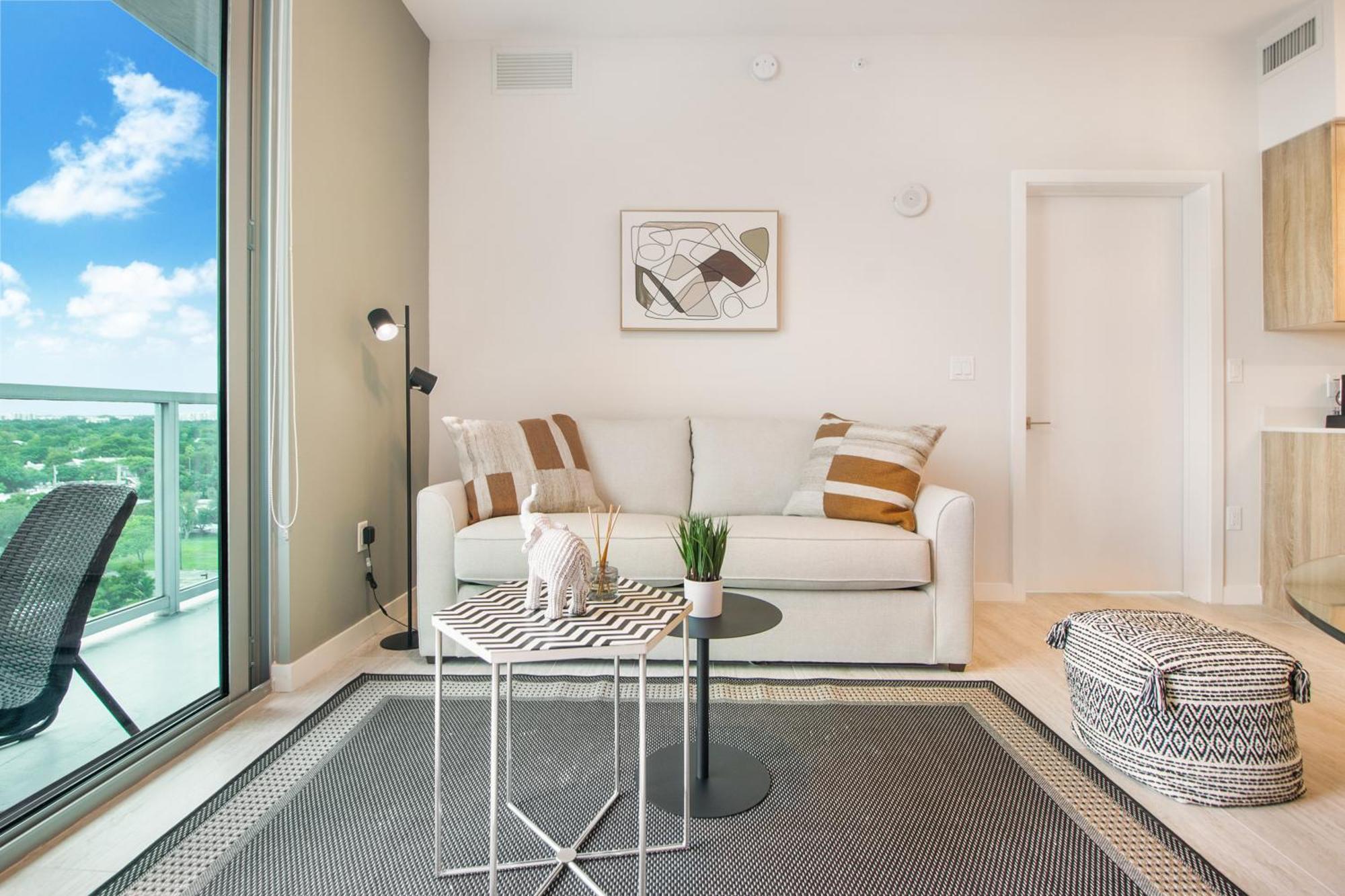 Quadro Residences By Ionica