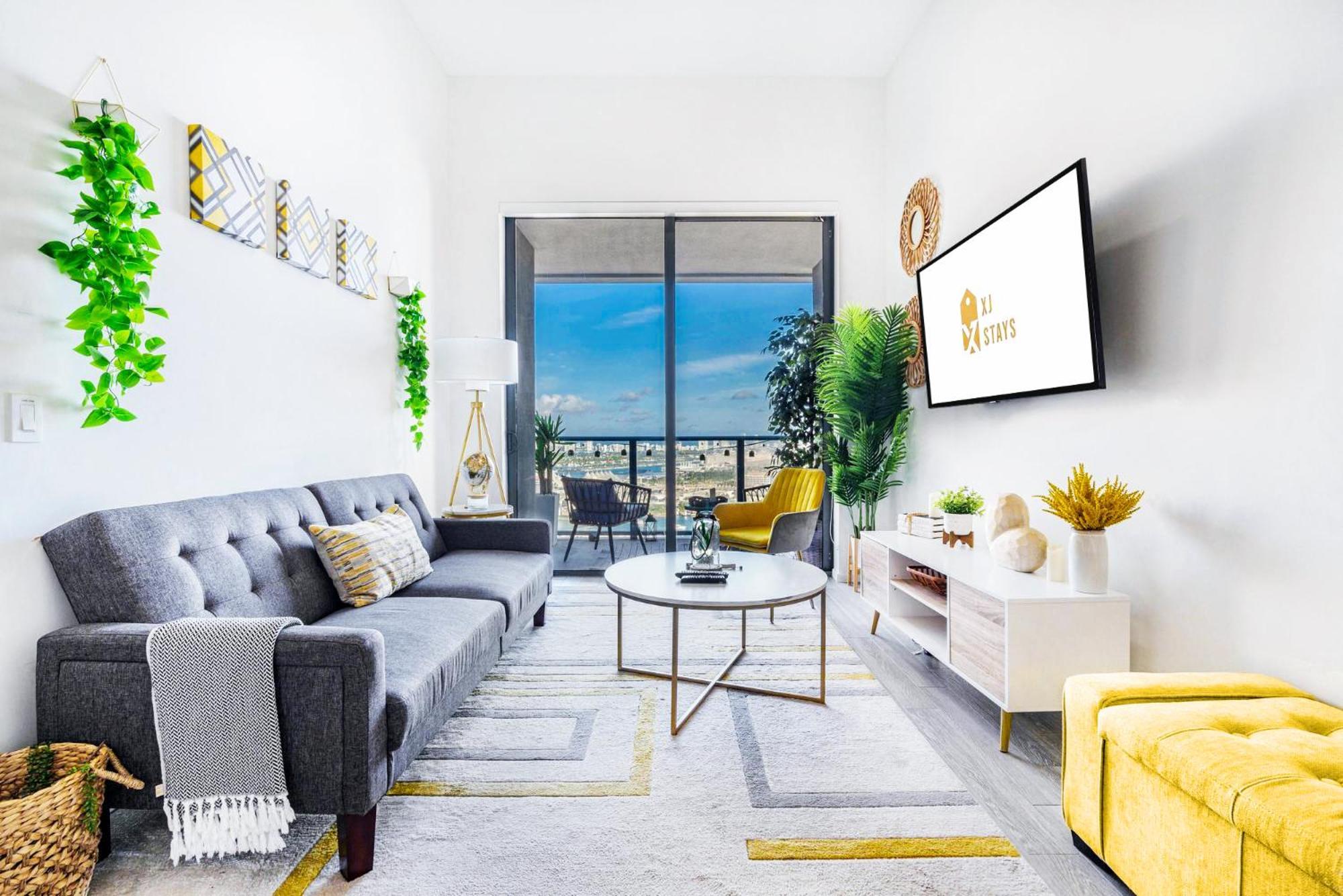 Stylish Bayfront Park High-rise 2-king Bed, 2 Bath Miami