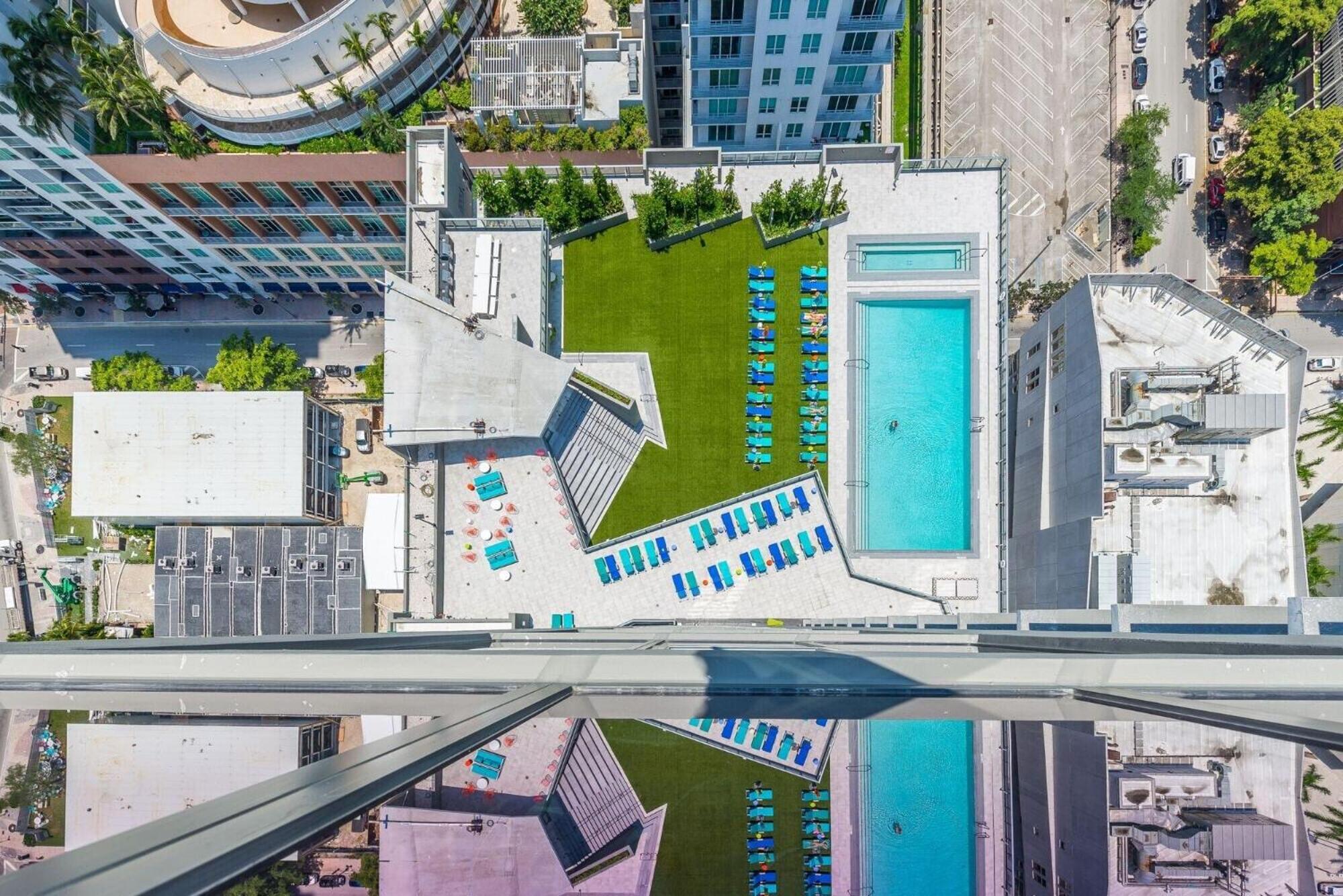 Stylish Bayfront Park High-rise 2-king Bed, 2 Bath Miami