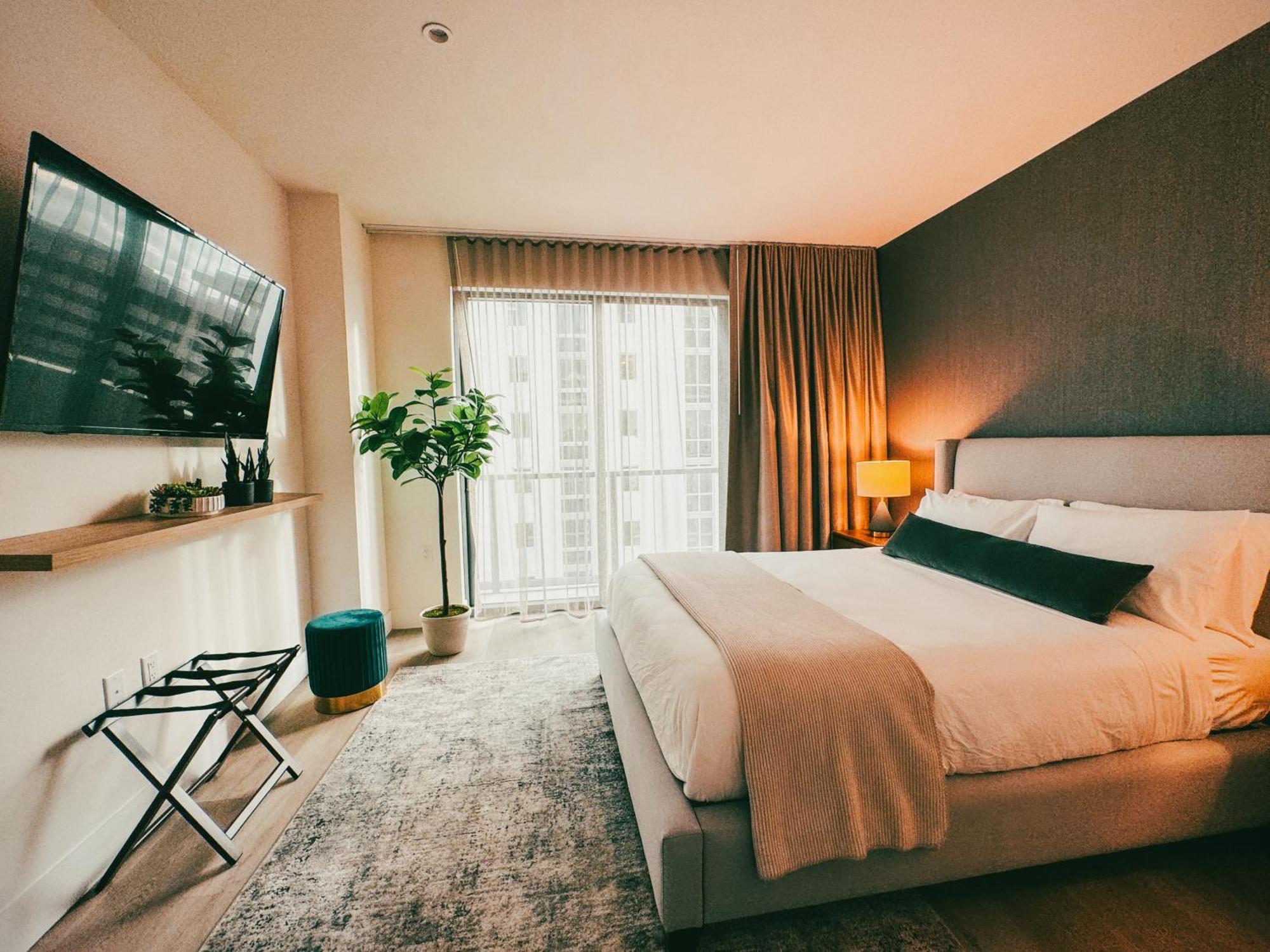 Smart Brickell Aparthotel 3*