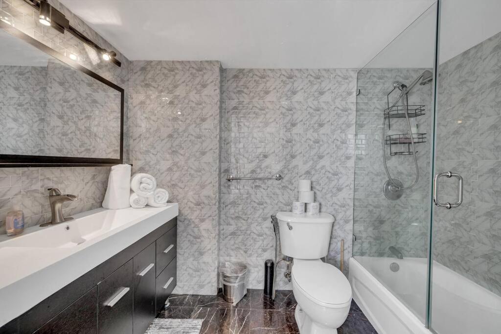 New Stunning 2br Brickell Condo-free Parking Apartment