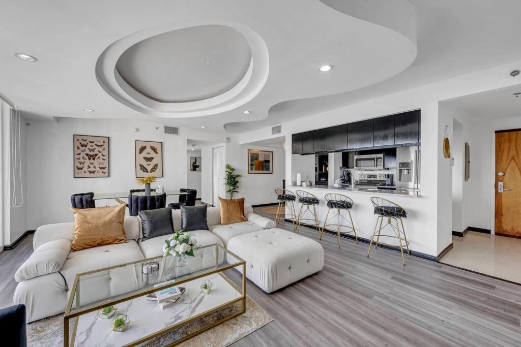 Apartment New Stunning 2br Brickell Condo-free Parking Miami