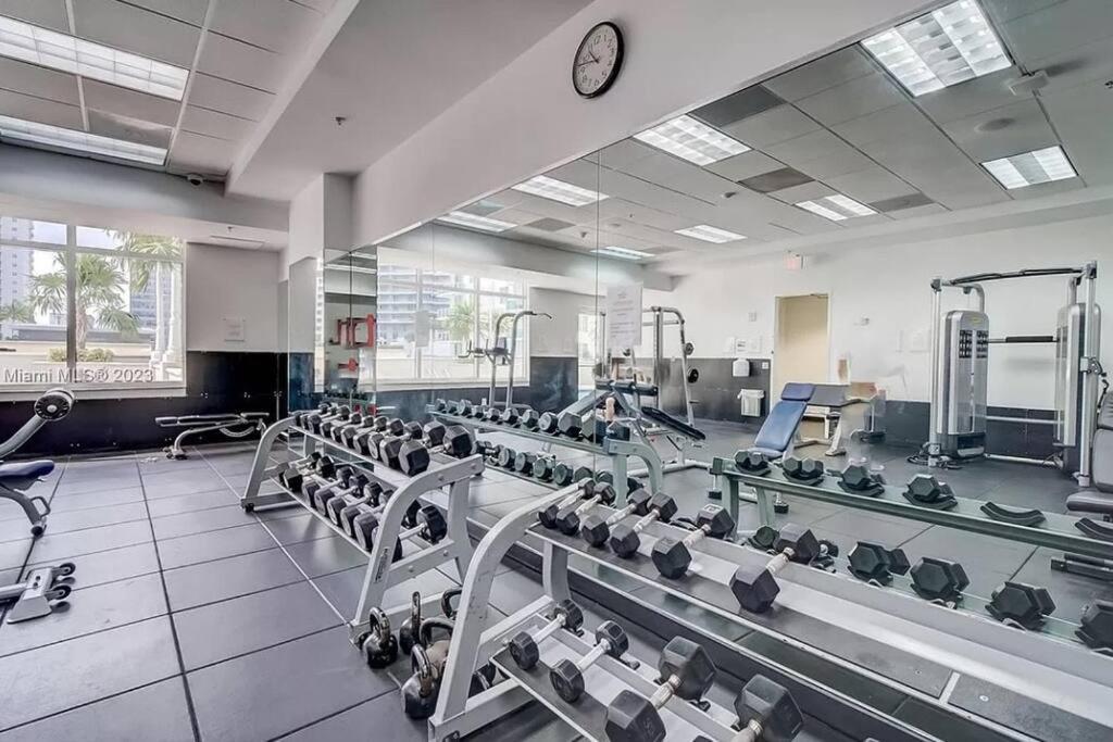 New Stunning 2br Brickell Condo-free Parking * Miami
