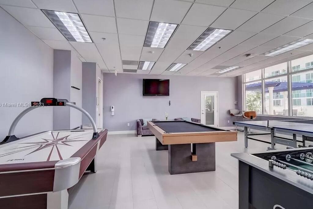 Apartment New Stunning 2br Brickell Condo-free Parking