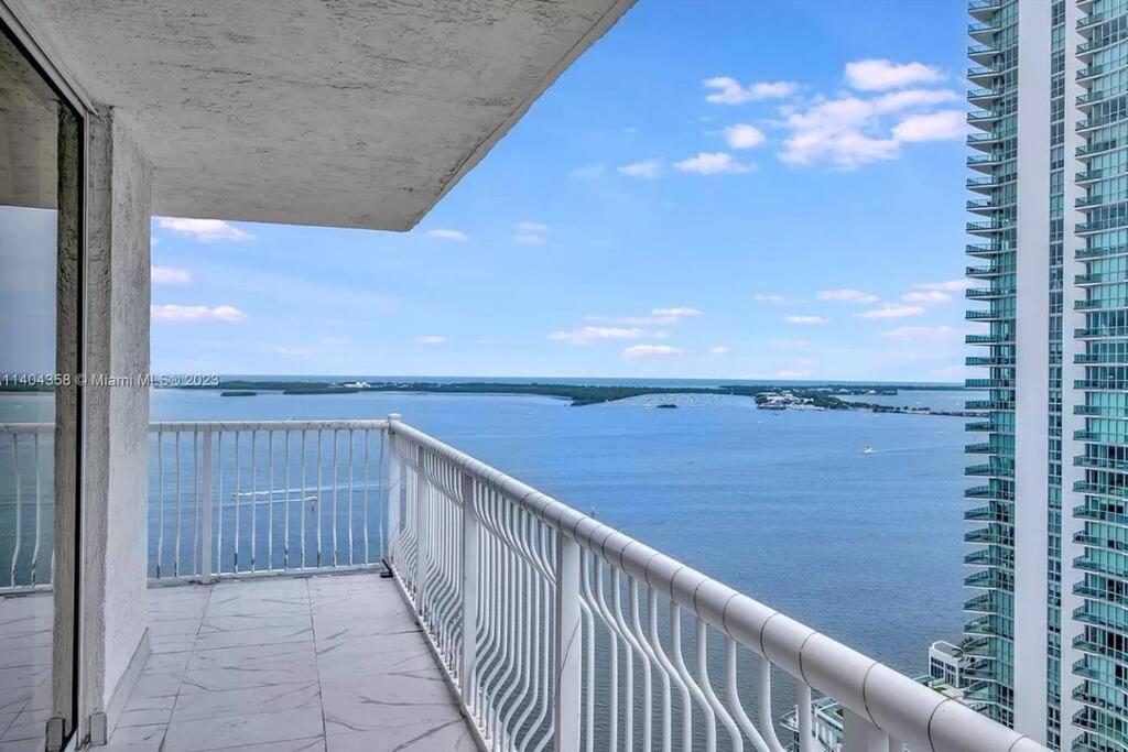 New Stunning 2br Brickell Condo-free Parking Apartment