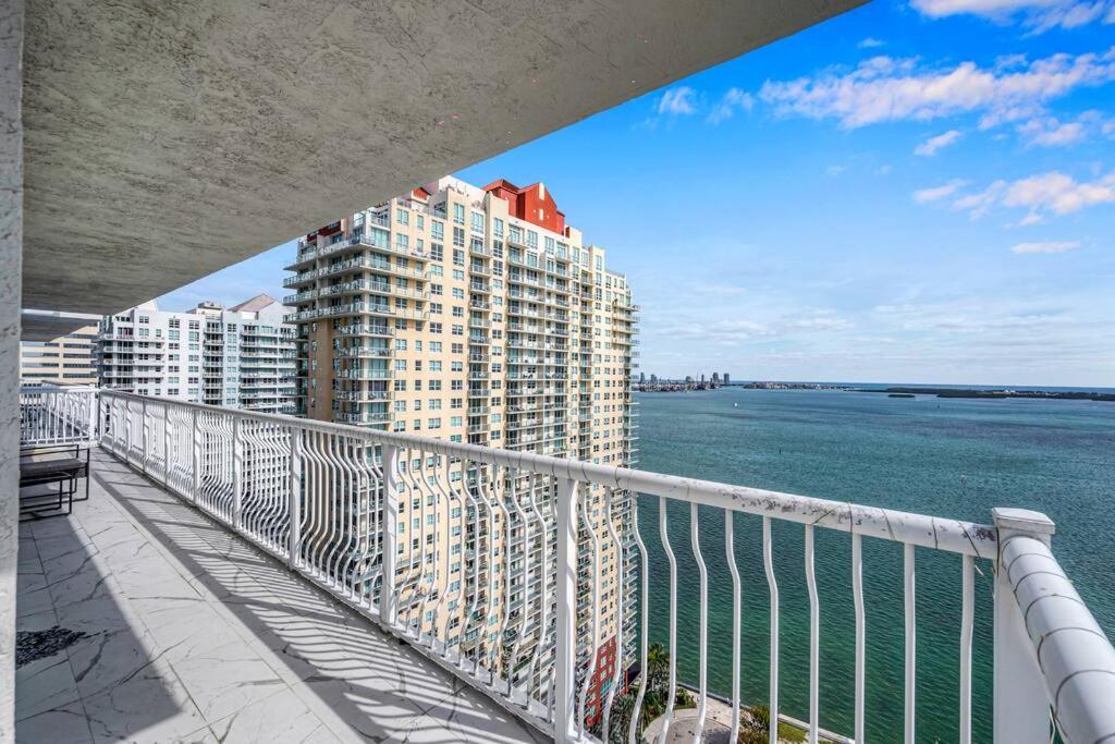 New Stunning 2br Brickell Condo-free Parking Apartment Miami