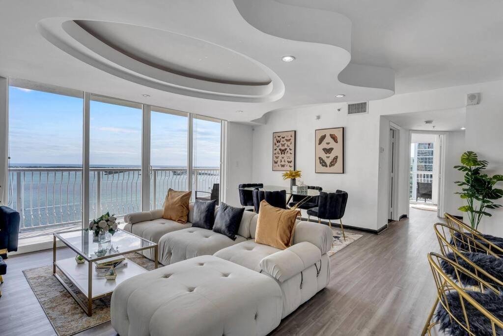 Apartment New Stunning 2br Brickell Condo-free Parking *