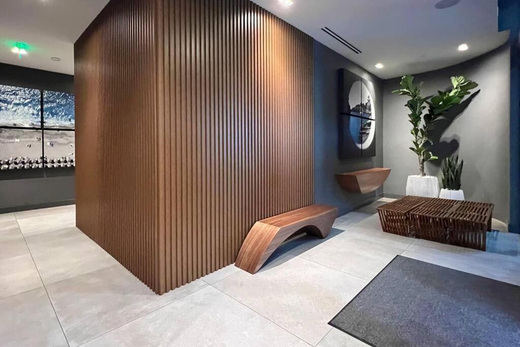 New 1/1 In Smart Brickell With Parking Apartment *