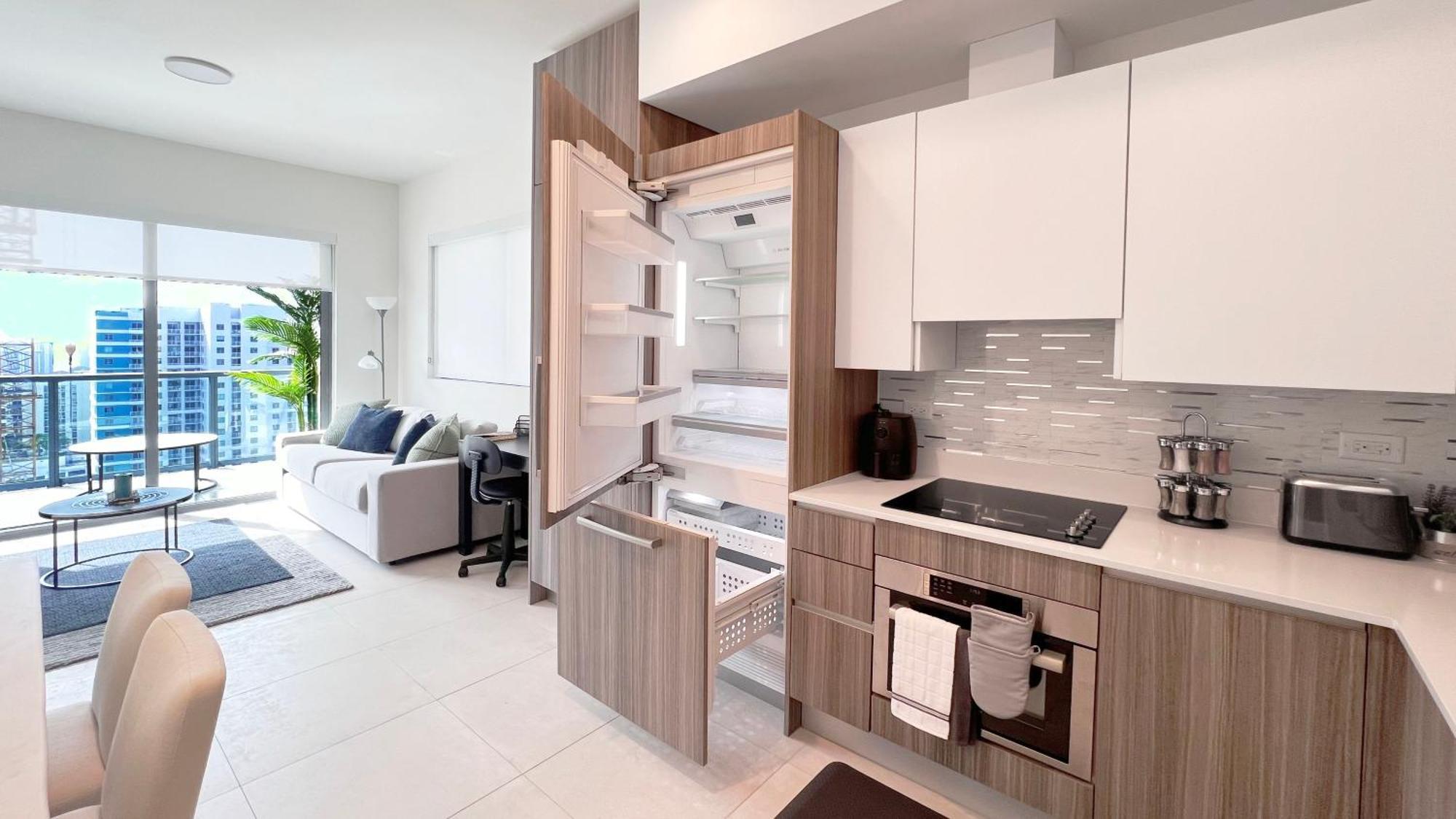 New 1/1 In Smart Brickell With Parking Apartment Miami