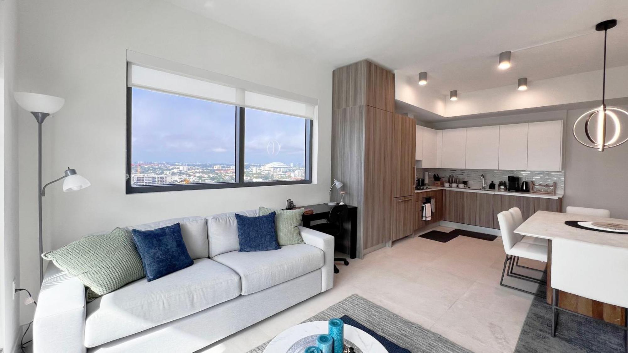 Apartment New 1/1 In Smart Brickell With Parking Miami