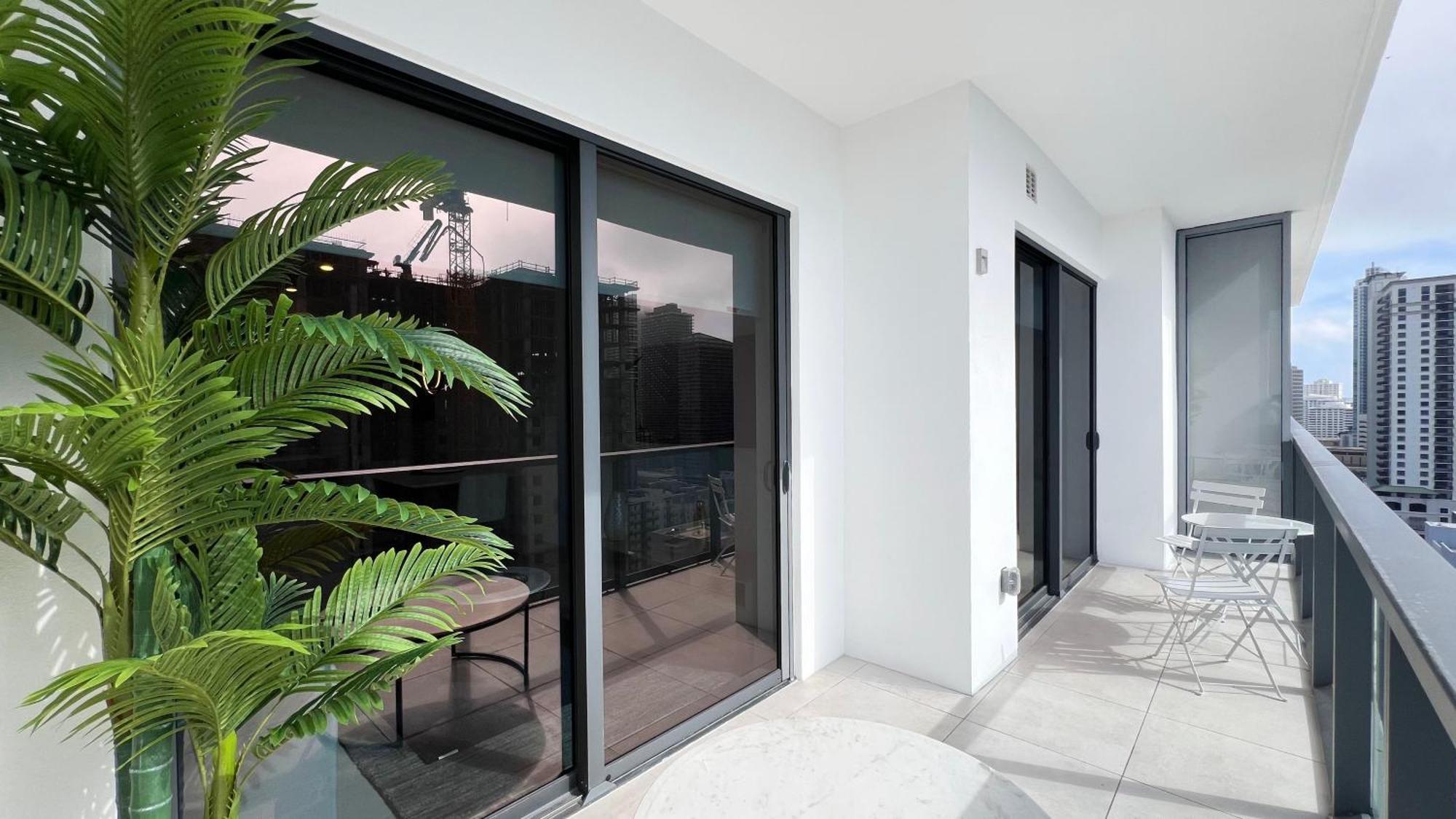 Apartment New 1/1 In Smart Brickell With Parking *