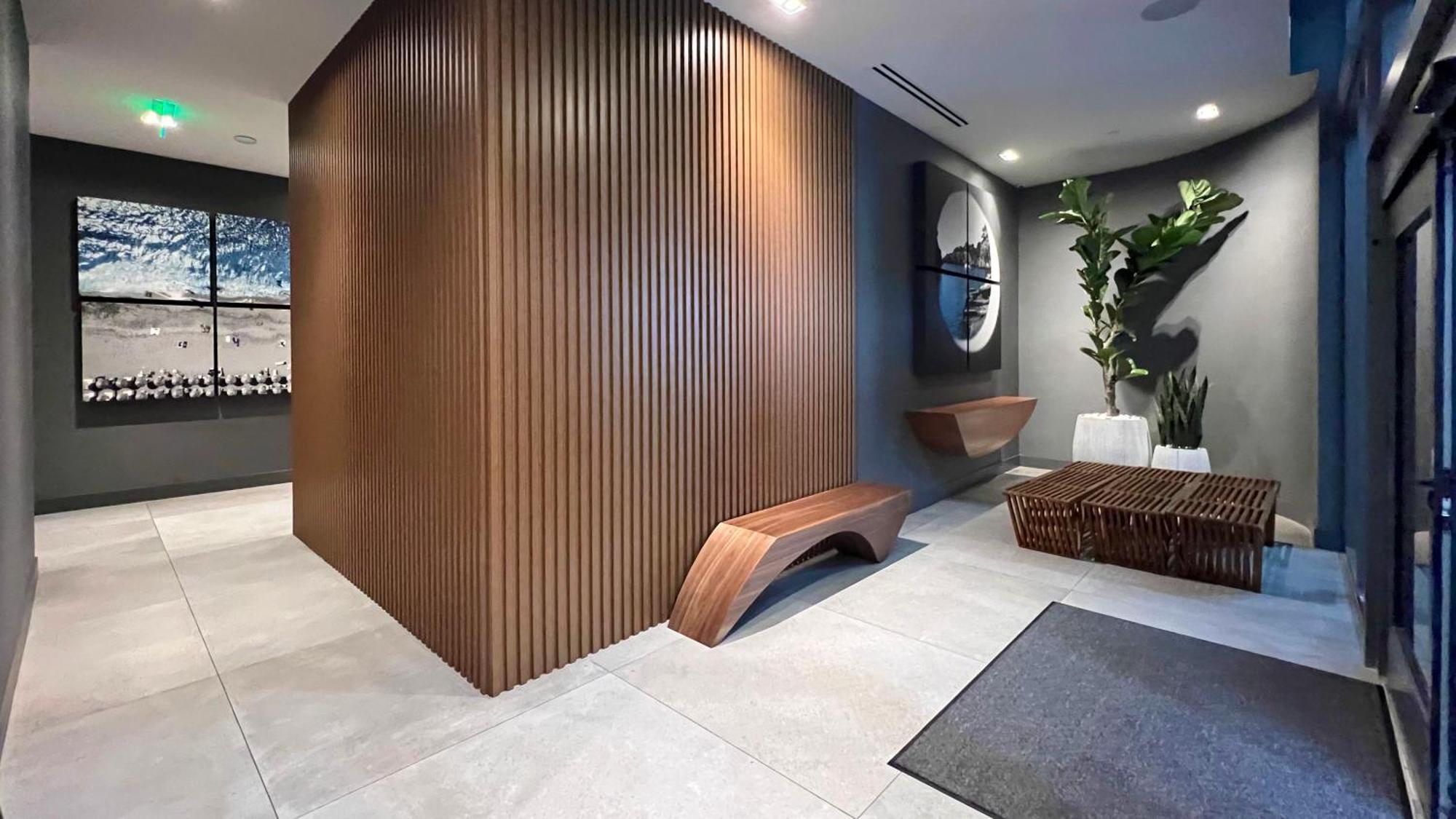 New 1/1 In Smart Brickell With Parking
