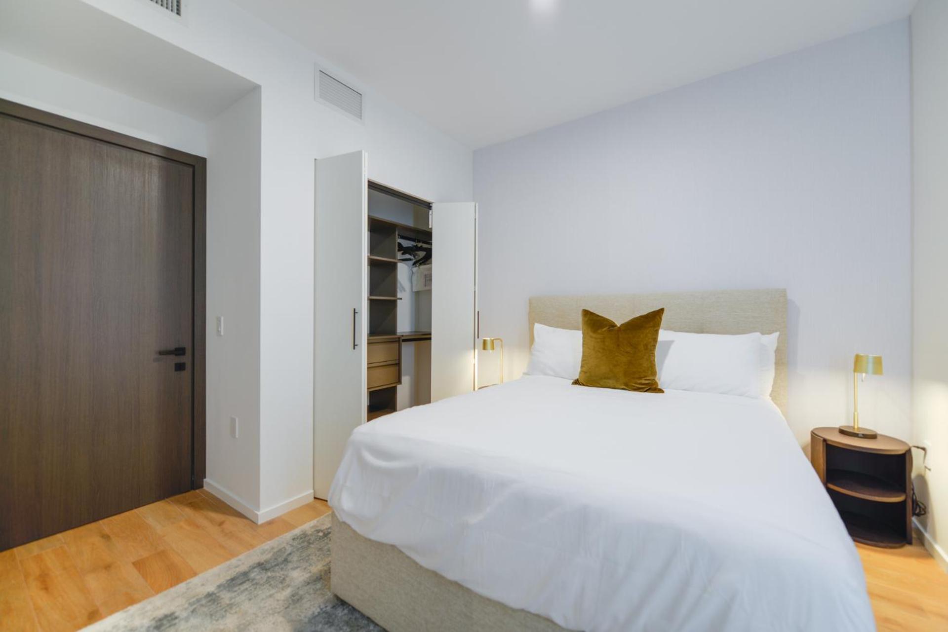 Luxury Apt With Amazing City Views All Of *