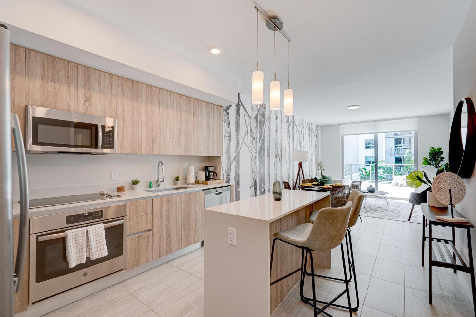 Apartment 3900-719jc Design District, 1 Bedroom /1 Bathroom & Bayvie