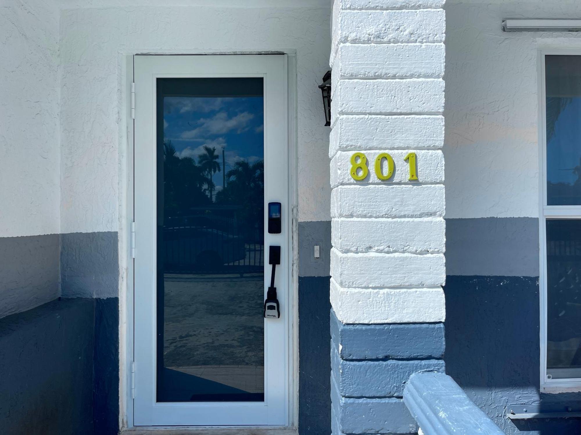 Homestay Akeyi Miami305 Private Bedrooms Miami
