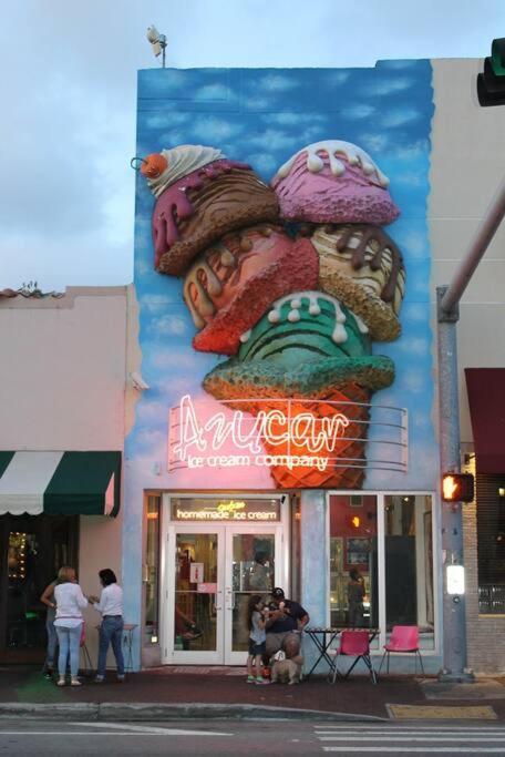 Apartment In The Famous Calle Ocho In Miami