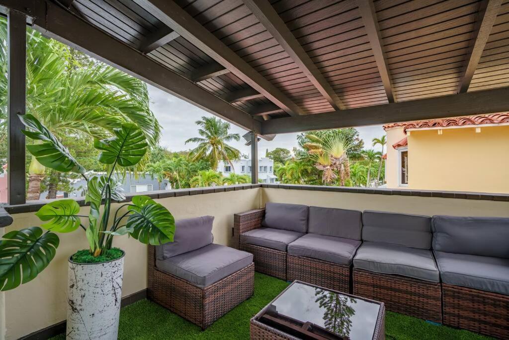 New! & Calle Ocho Simpson's Funhouse! Apartamento Miami