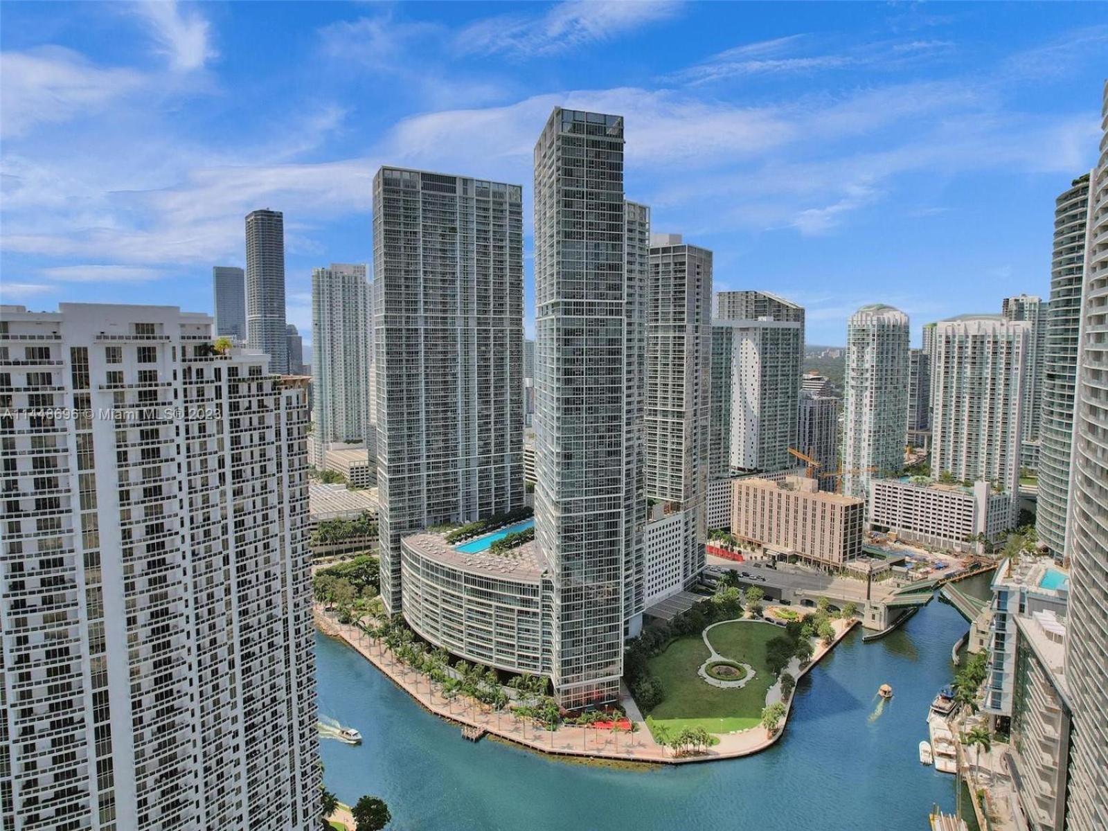 2 Bedroom With Stunning Views At The W Residences Apartamento *