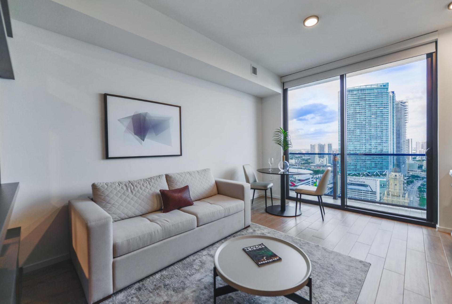 Apartment Studio Close To The Bayside With Ocean View *