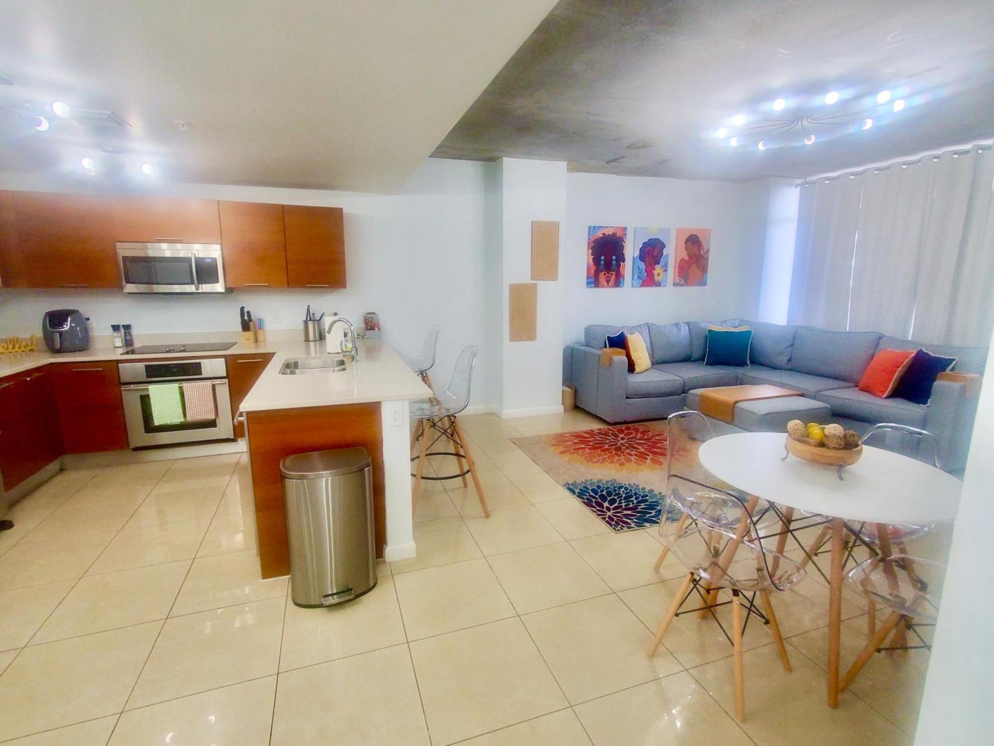 Aparthotel Elite 1bd 1bth At Midblock *