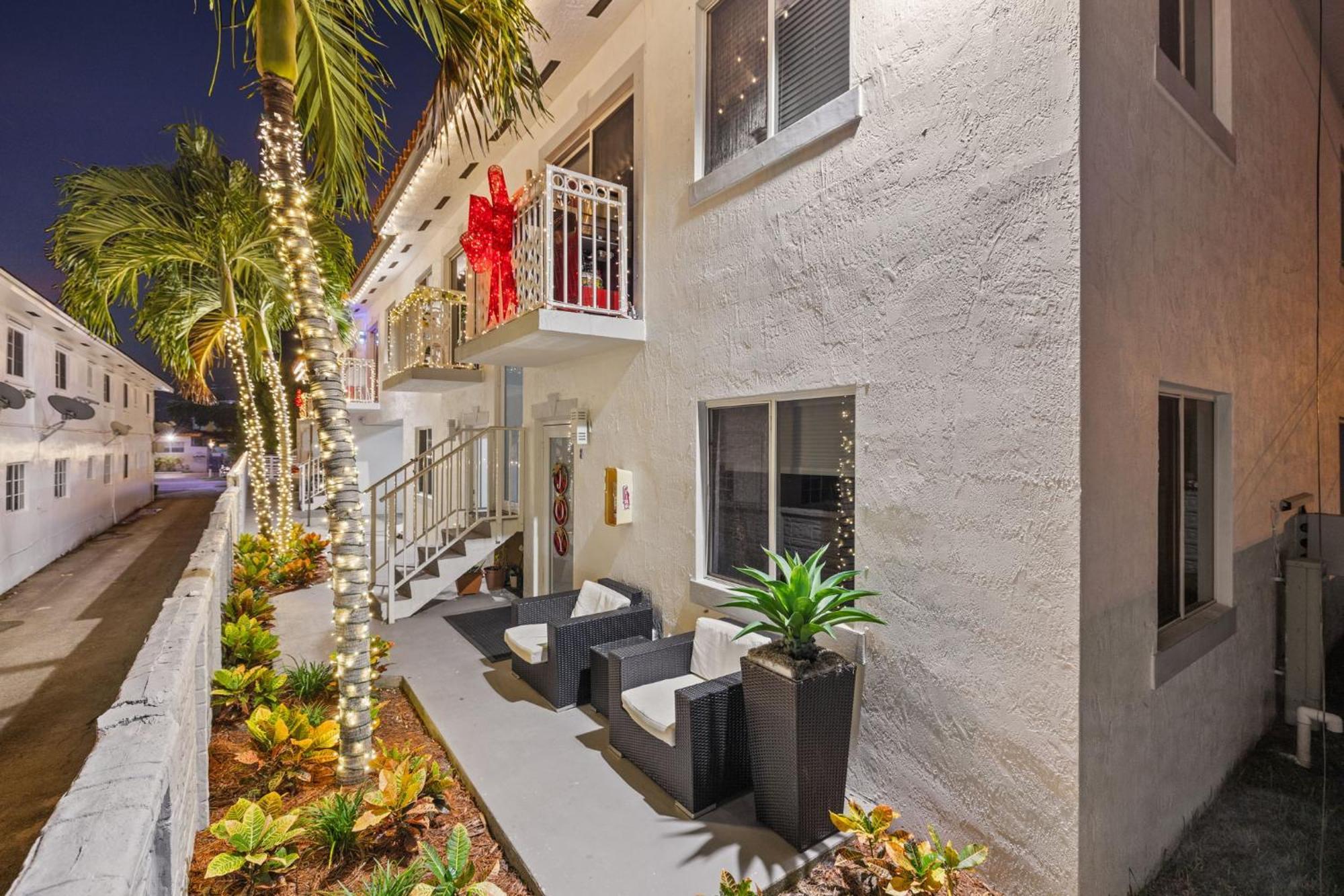 Beautiful In The Heart Of Apt 4 Apartment *