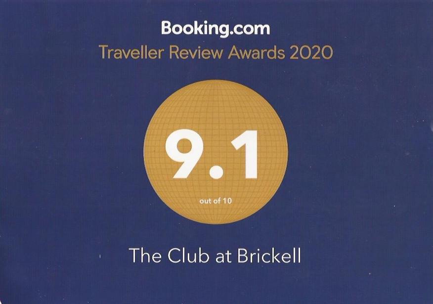 Downtown Brickell Bay & Pool View 4 Bedrooms *