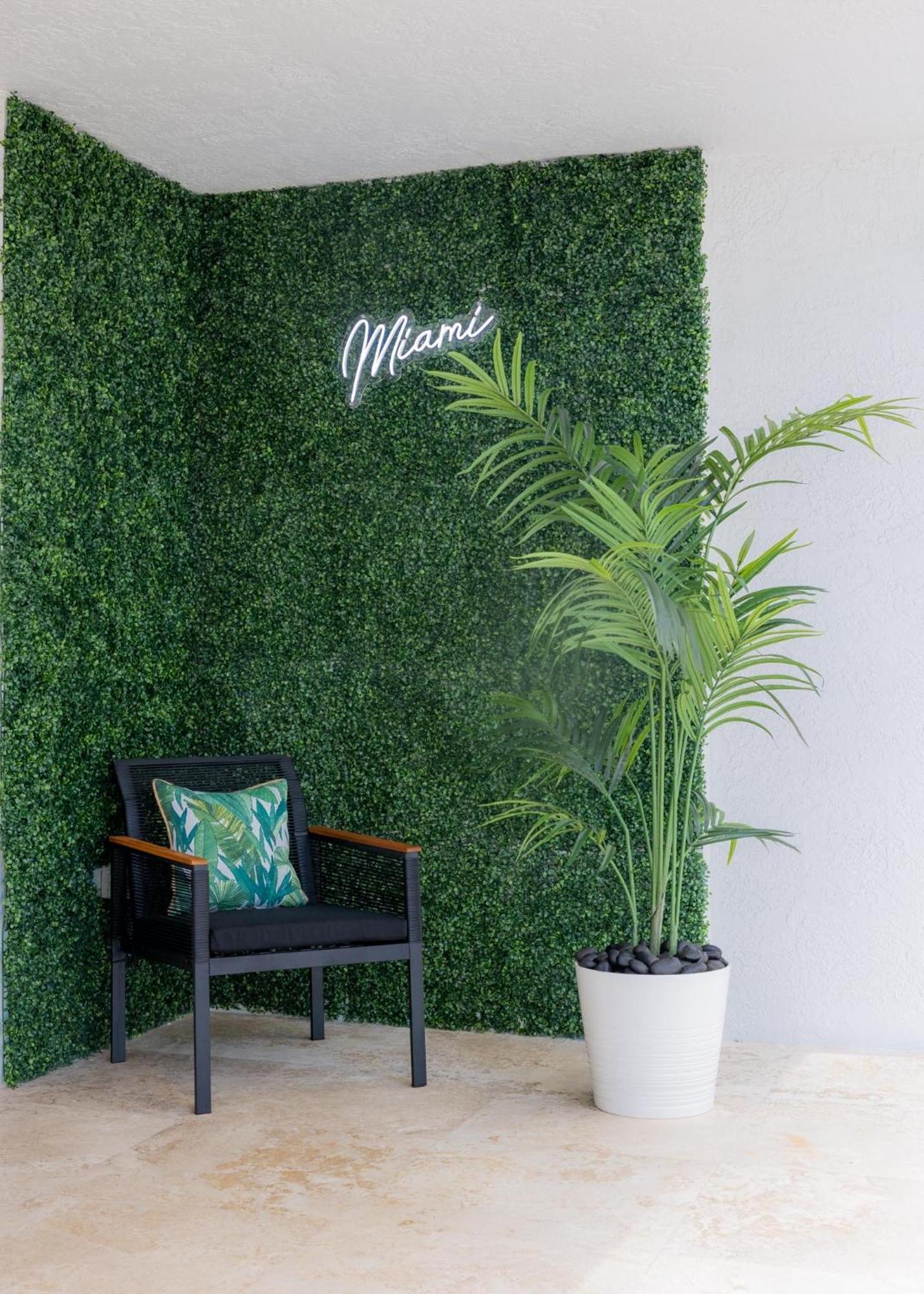 Zeus' Sanctuary Ocean View In Brickell Holiday home *