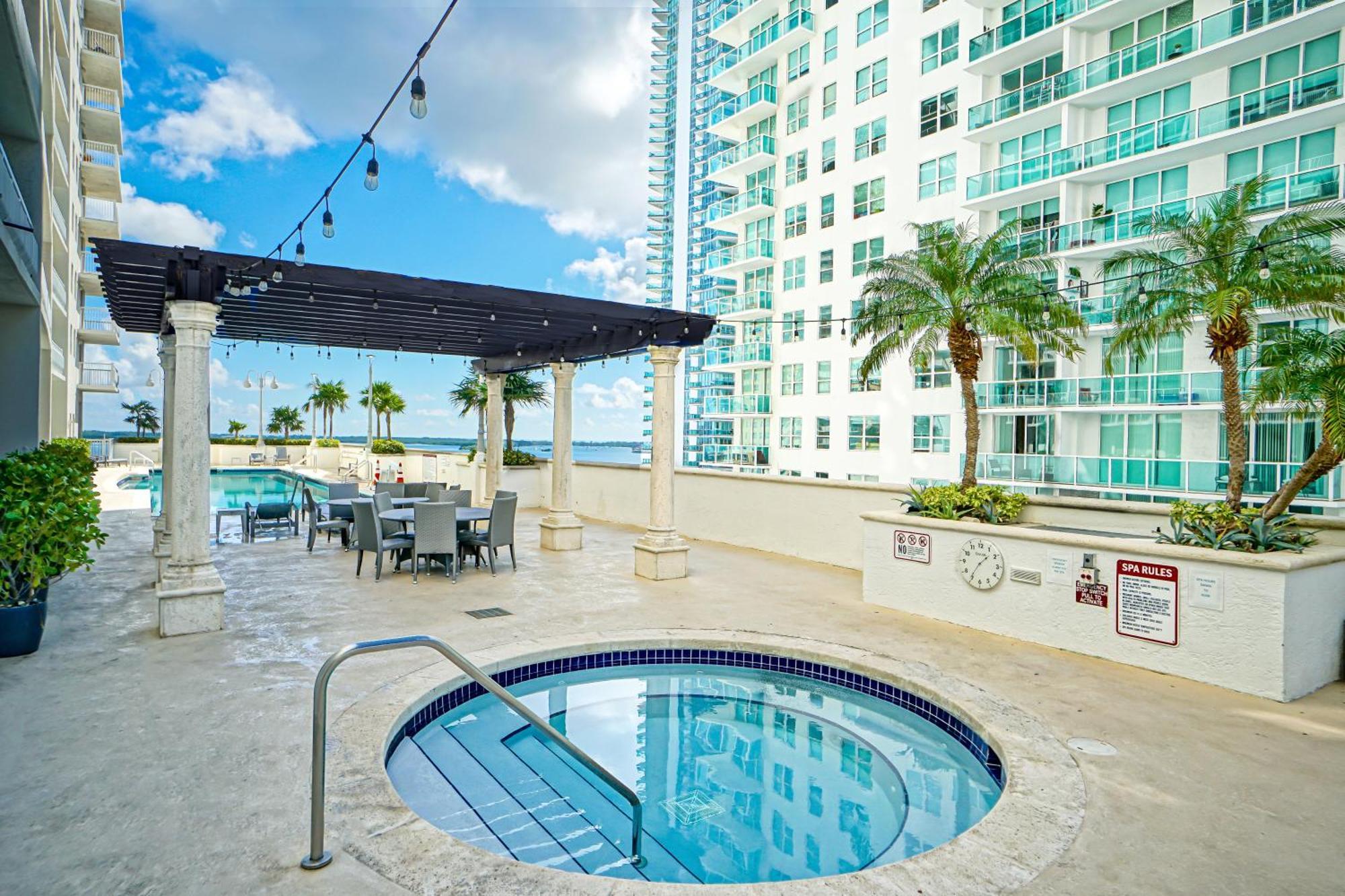 Zeus' Sanctuary Ocean View In Brickell