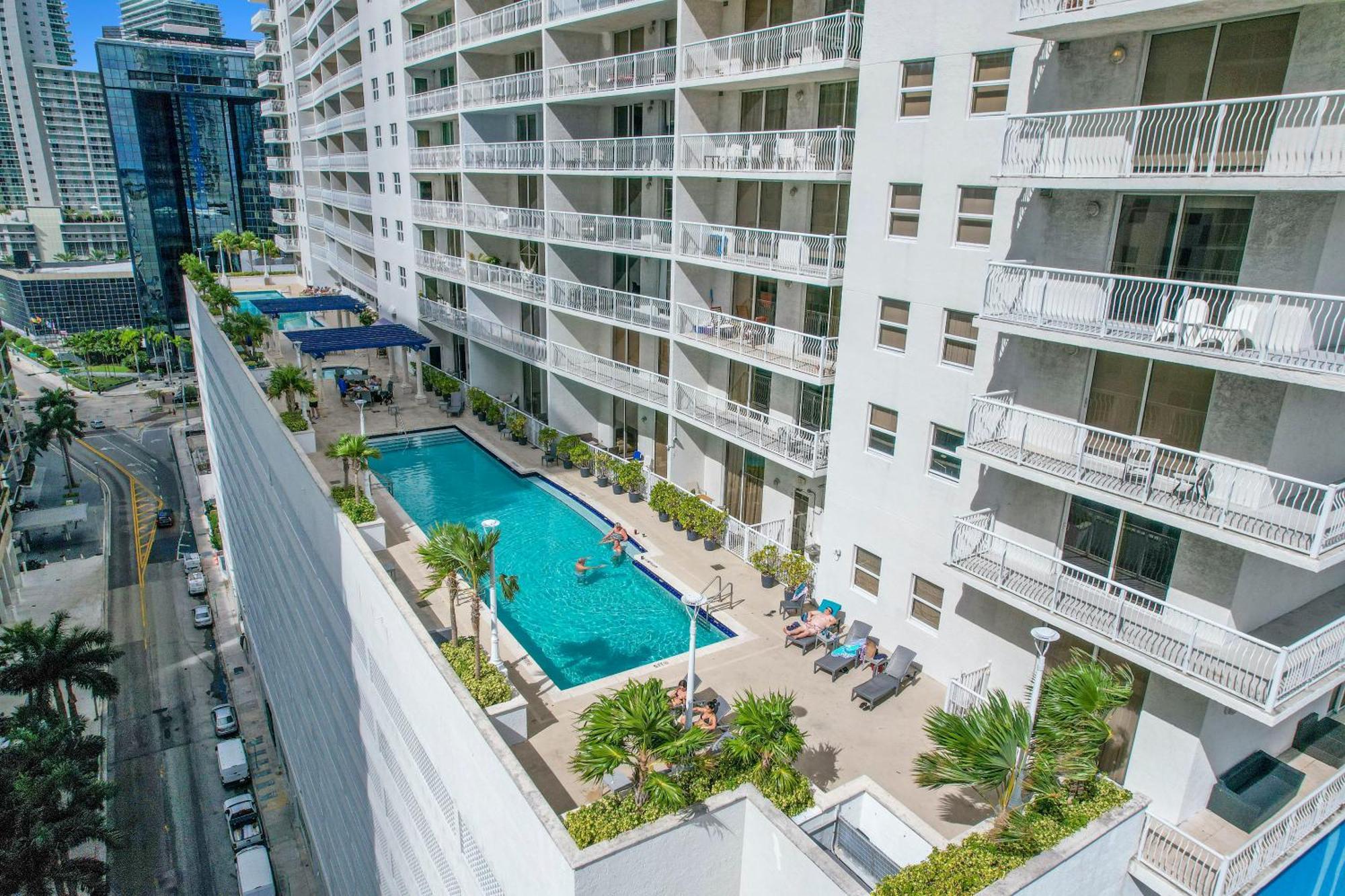 Zeus' Sanctuary Ocean View In Brickell