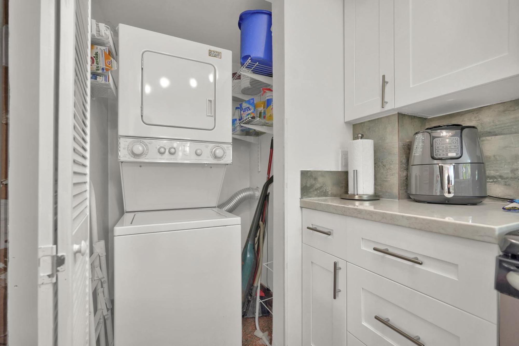 Apartamento Treetop Retreat! Cozy 2 Bedroom In Heart Of Grove *
