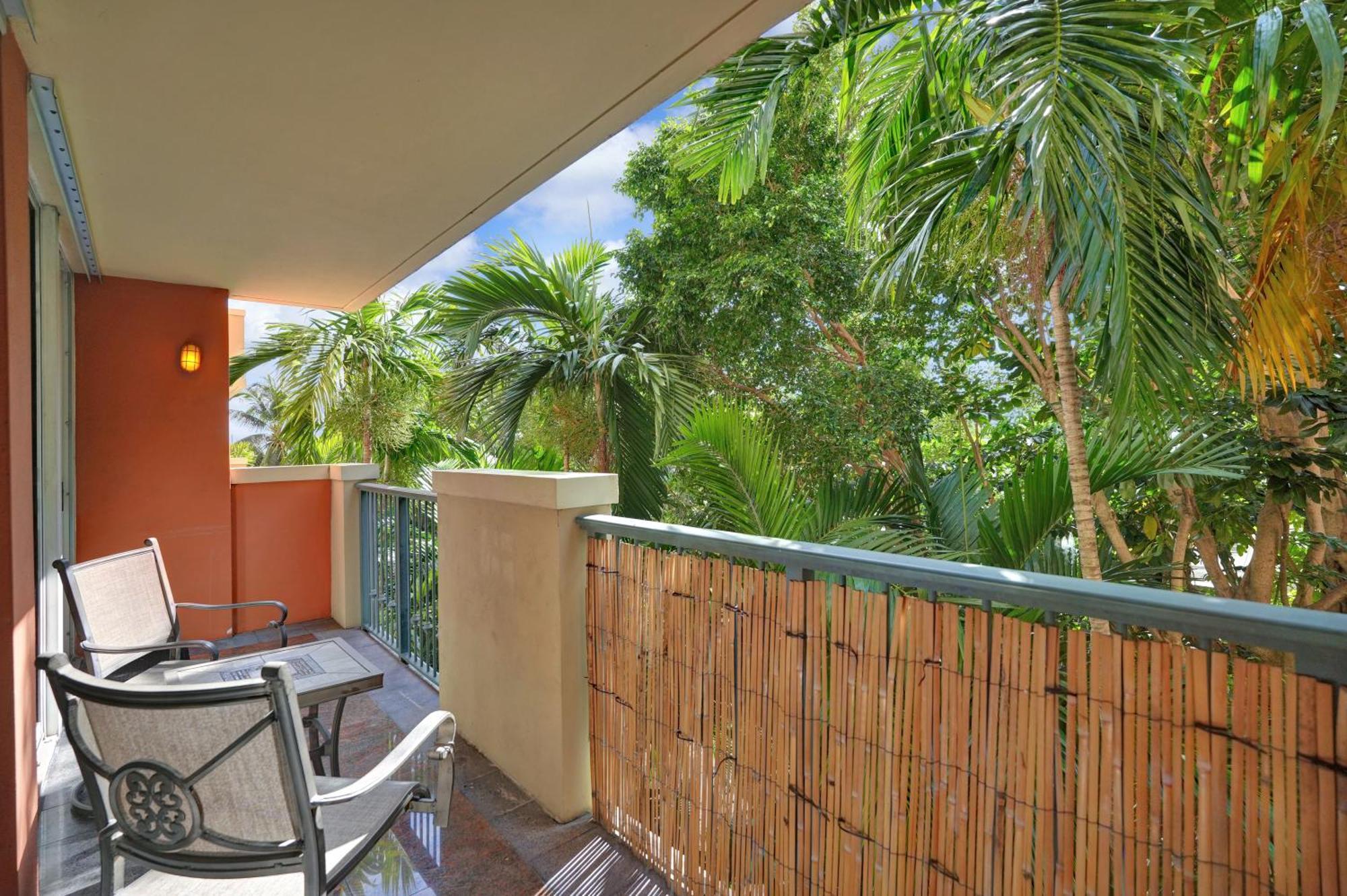 Apartamento Treetop Retreat! Cozy 2 Bedroom In Heart Of Grove Miami