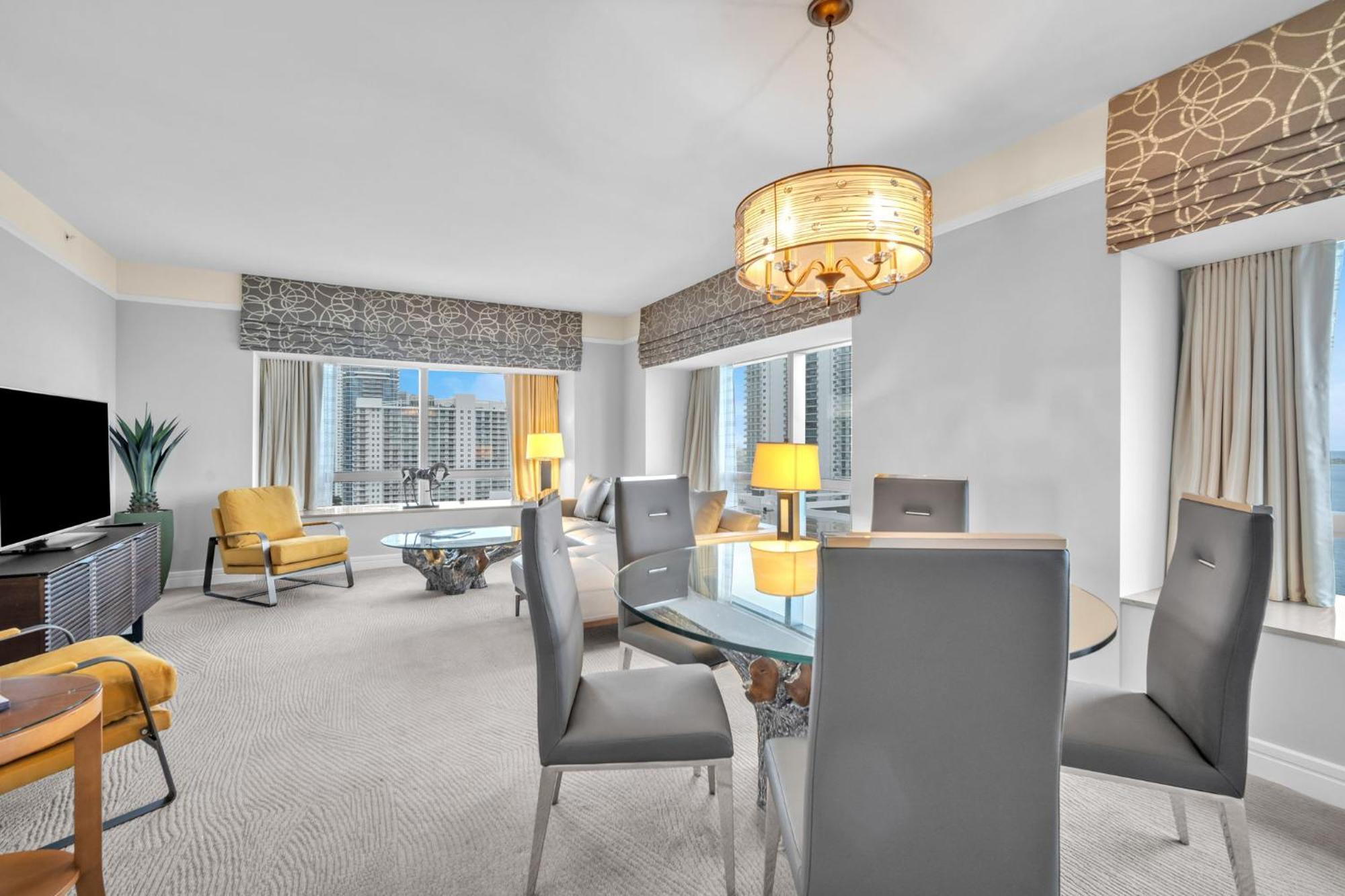 Apartment 2 Bedroom Or King Studio Suites Four Seasons Hotel Miami Free Wi-Fi & Free Parking *