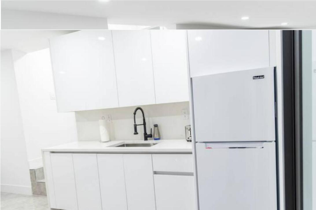 Modern 6 Bedroom With Pool And Bbq In L34 *