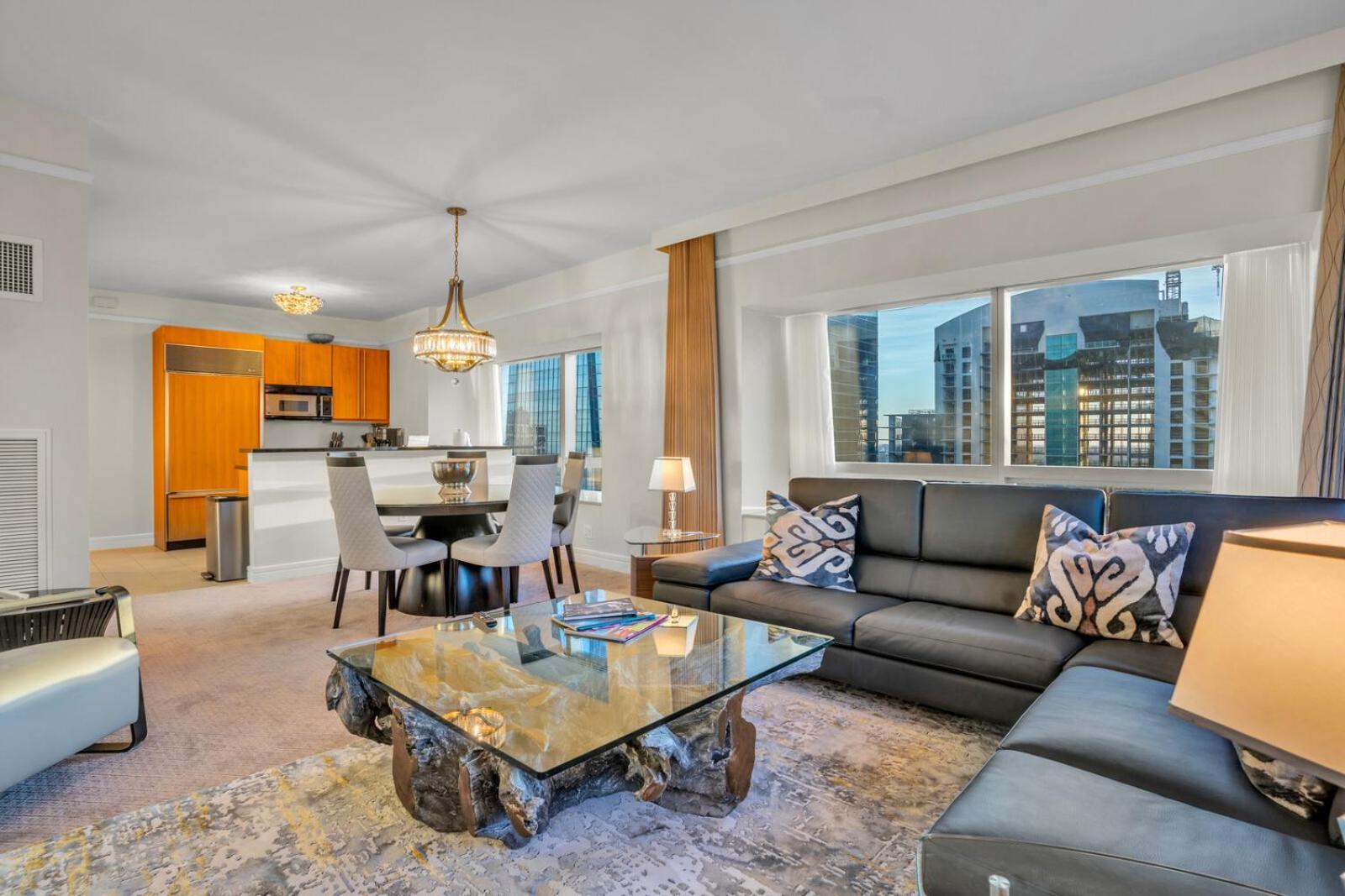 2 Bedroom Or King Studio Suites Four Seasons Hotel Miami Free Wi-Fi & Free Parking * Miami