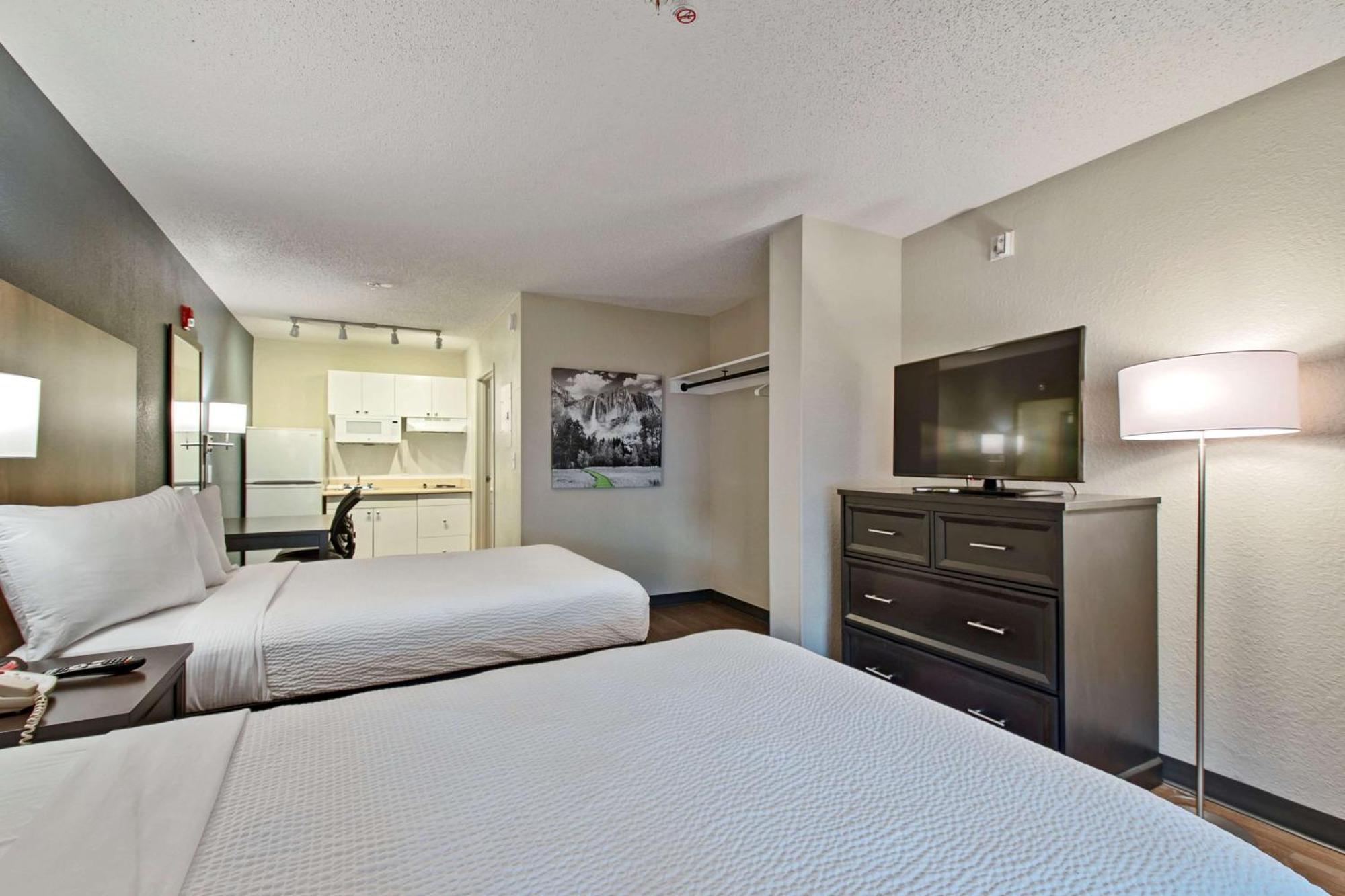 Extended America - - Airport - Blue Lagoon Hotel Miami
