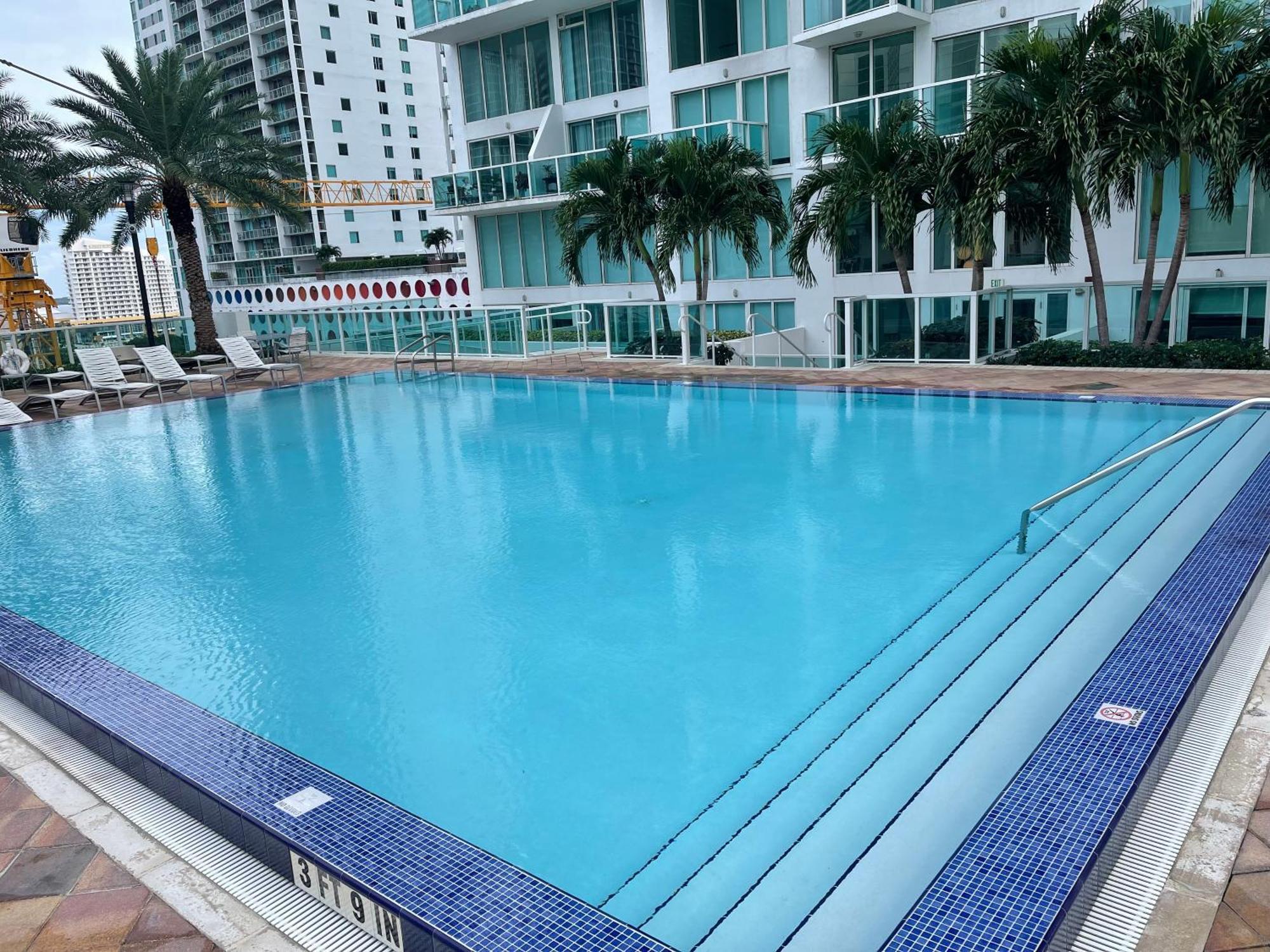 Luxury Mona Lisa Loft, Center Of Brickell Apartment