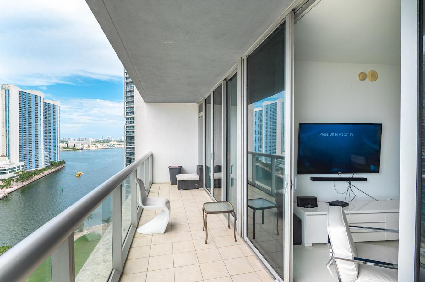 ** W Icon Brickell-luxury Unit- Free Spa** Apartamento *