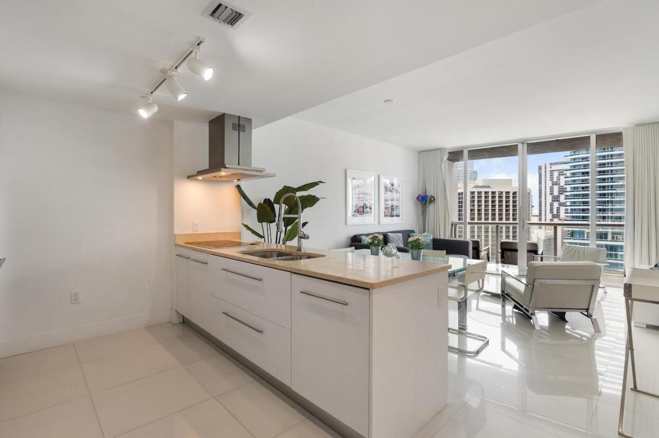 ** W Icon Brickell-luxury Unit- Free Spa** Apartamento Miami