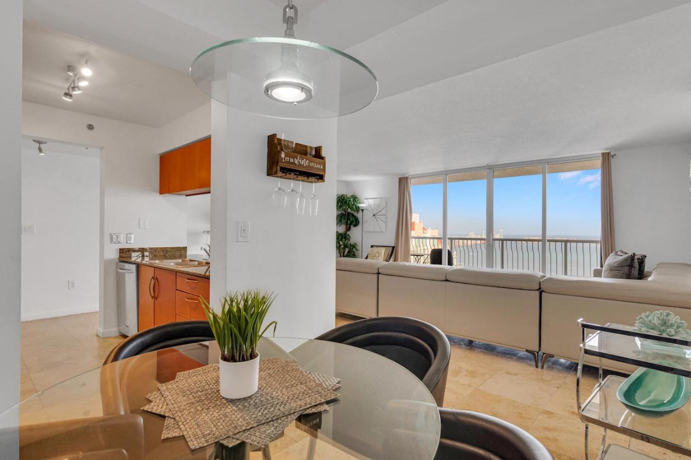 *luxurious Highrise 2brcondo Brickell- Waterviews* Apartment Miami