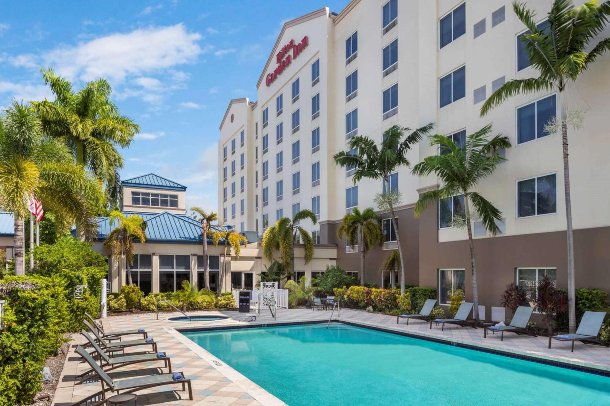 Hotel Hilton Garden Airport West 3*