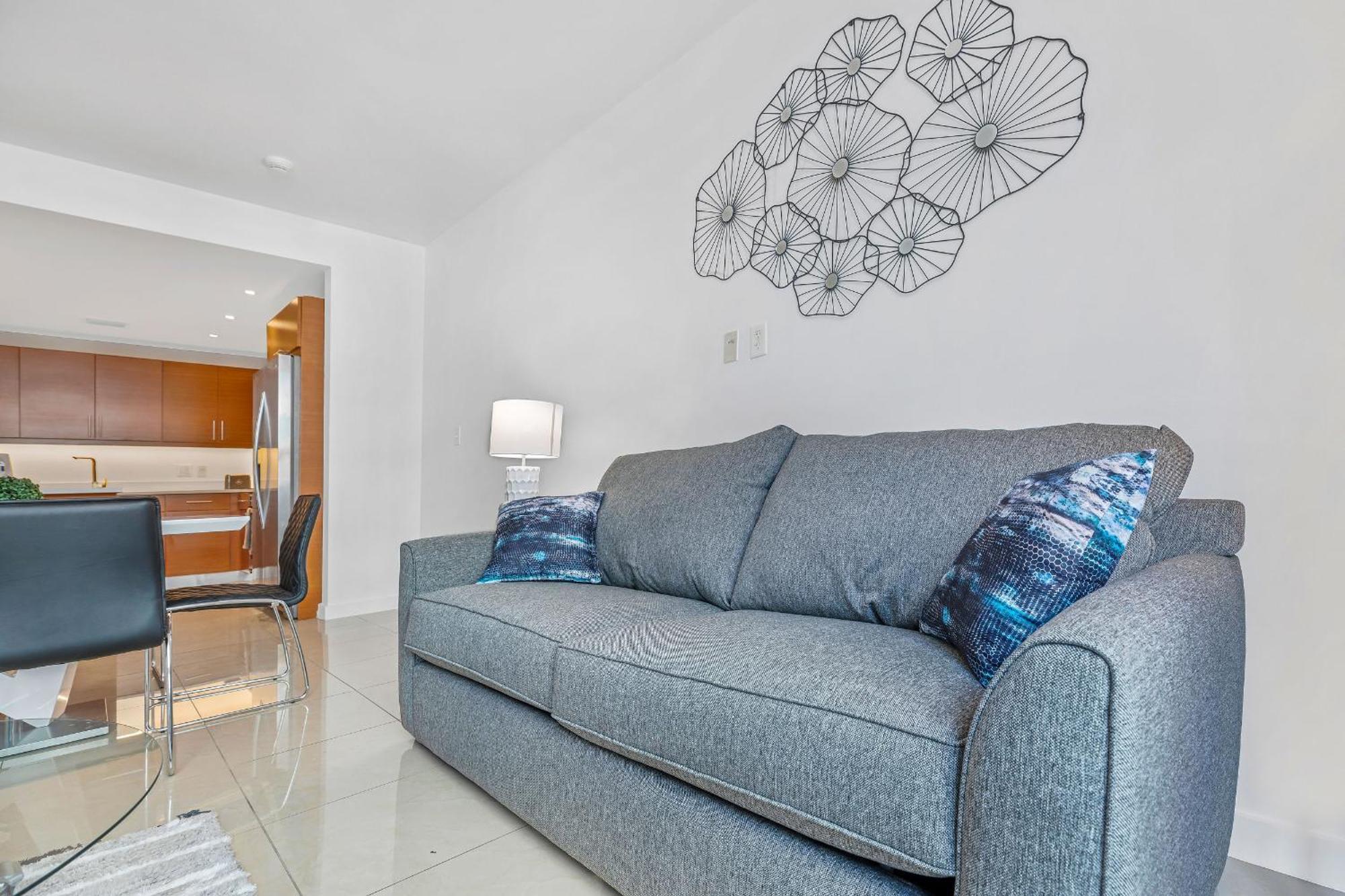 Apartment Modern 2-bd In The Heart Of Midtown Miami