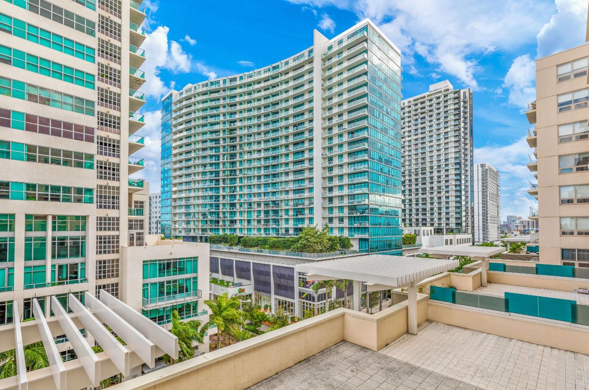 Apartment Modern 2-bd In The Heart Of Midtown