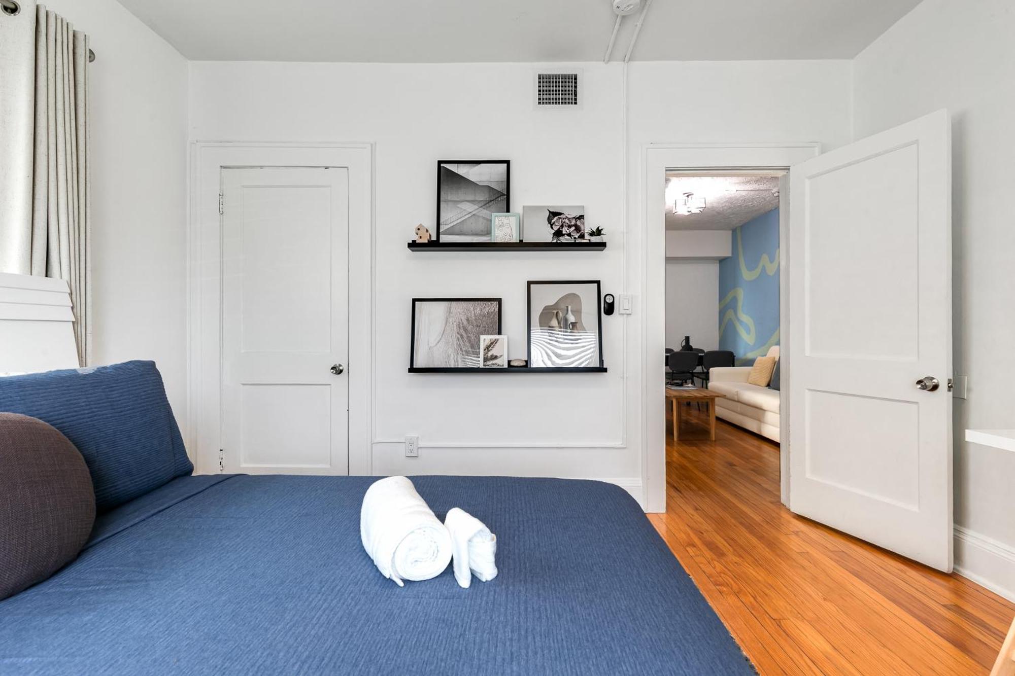 Comfy Little Havana - Centrally Located Hv2