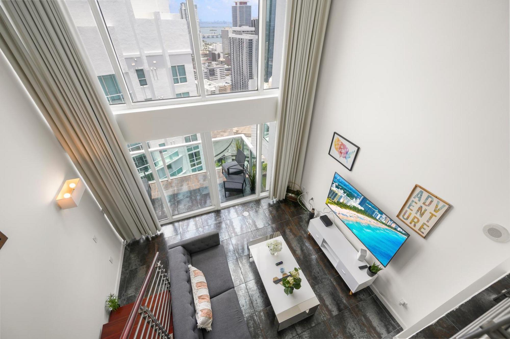 Amazing Loft Style 1 Bedroom In Brickell *