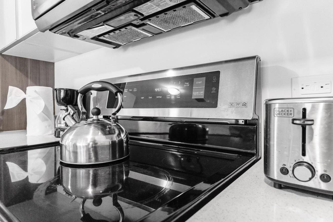 Lovely Unit Mins From Wynwood With Free Parking Apartment