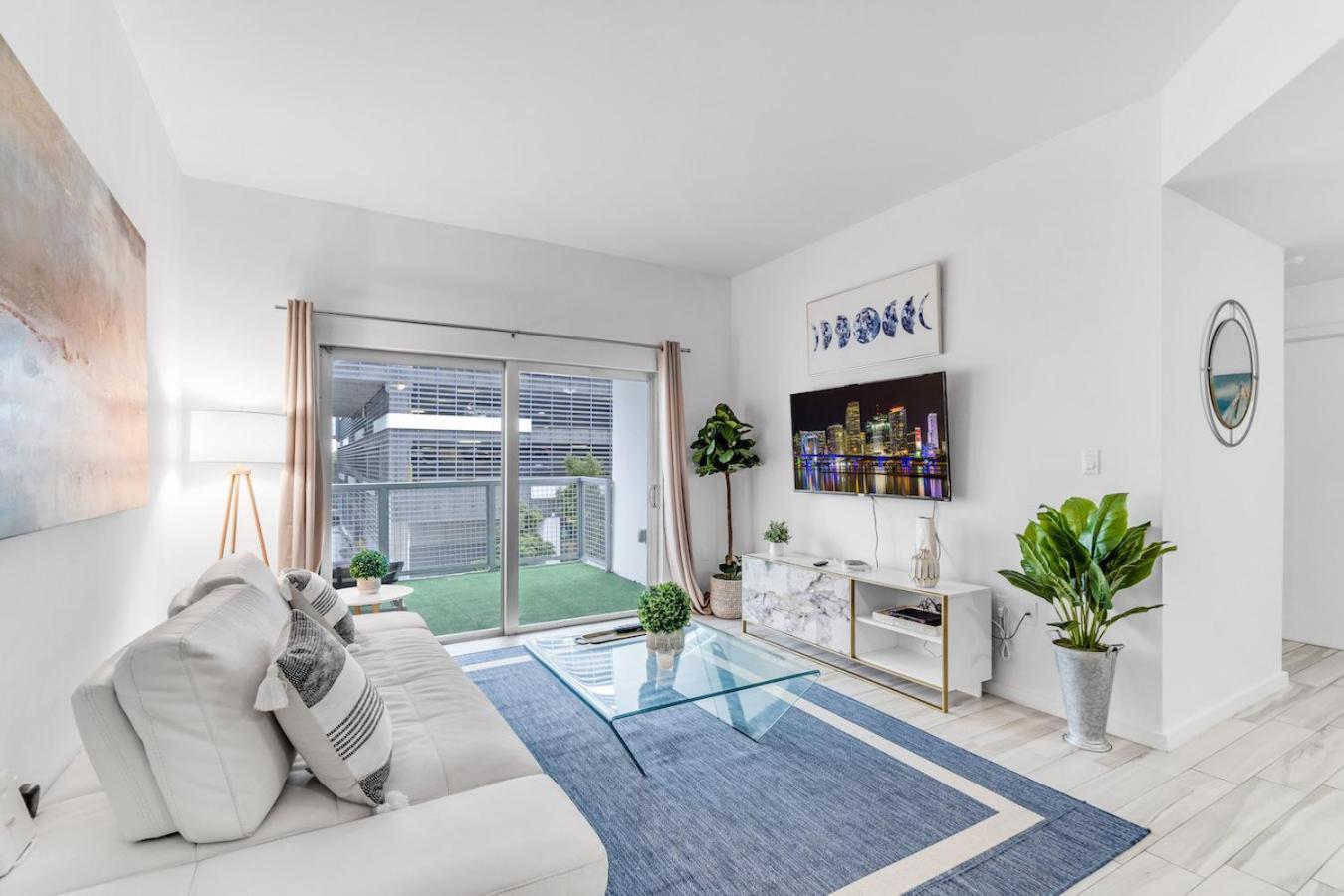 Lovely Unit Mins From Wynwood With Free Parking Apartment *