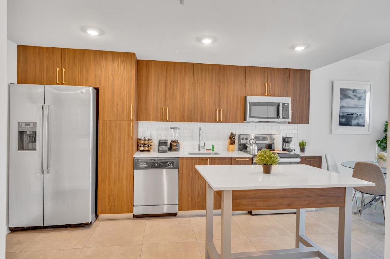 Beautiful Unit With Amazing View & Free Parking * Miami