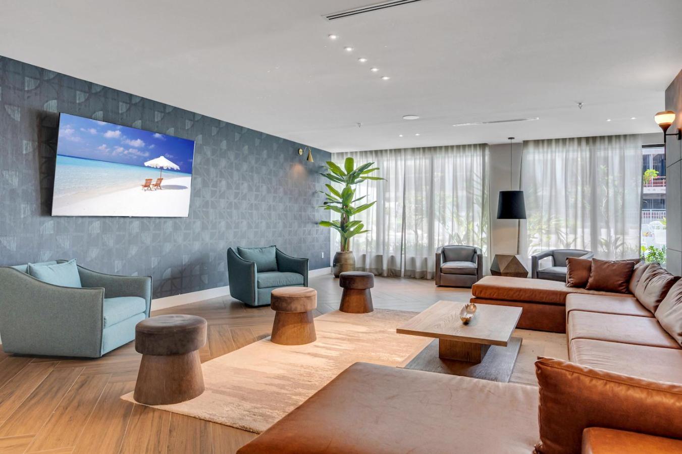 Apartment Modern 2 Bed Mins From Brickell With Free Parking *